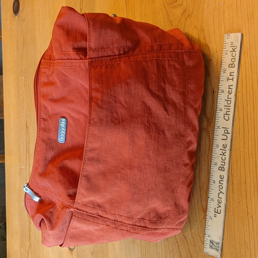 Bagallni orange shoulder bag